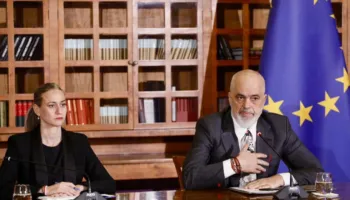 LIVE/ Rama flet pas rrëzimit të kërkesës së SPAK për Ballukun: Nuk përmbushte kriteret minimale. Ndërkombëtarët? Nuk dua të më shohin nga lart poshtë