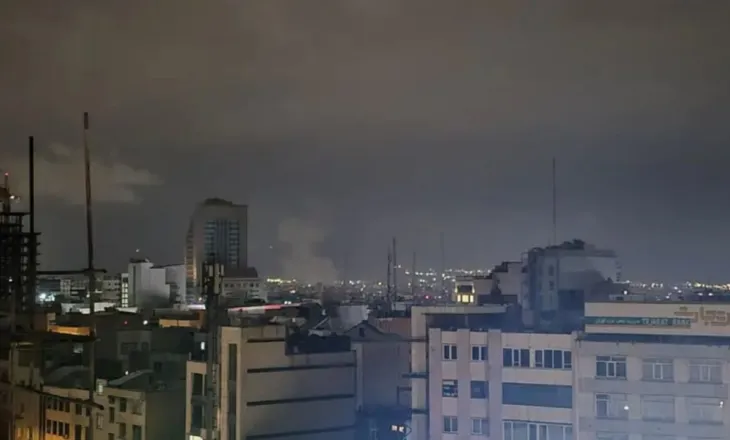 LIVE/ Trump i dërgon Teheranit marrëveshjen me 15 pika për paqen, Irani i përgjigjet: Presidenti i SHBA po negocion me veten, ne s’e kemi në plan