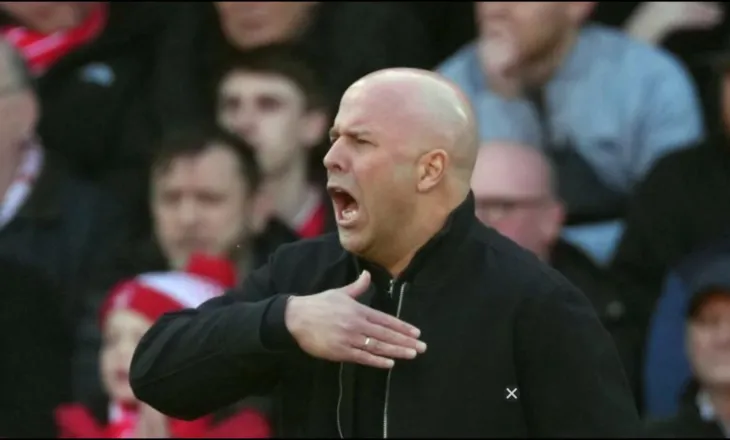 Liverpool, Arne Slot ‘shigjeton’ Premier League për goditjet standarde: Më pëlqen të shoh Barcelonën prej 10 apo 15 vitesh