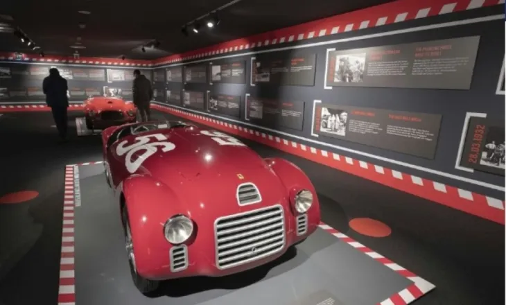 Makina e parë që mbante emrin Ferrari – një pikë kthese në historinë e automobilave