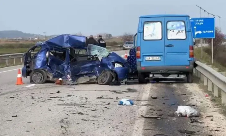 Makinat të bëra ‘copë’, zbulohet identiteti i shoferes që humbi jetën në Levan-Tepelenë