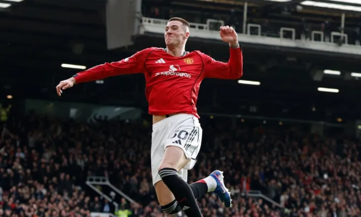 Man. United fiton me përmbysje kundër Crystal Palace, Tottenham prek fundin (video)