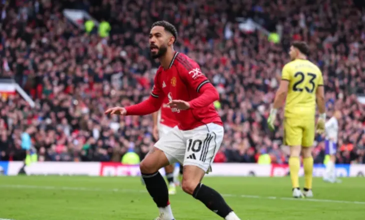 Manchester United rikthehet te fitorja në Premier League dhe i imponohet Aston Villas