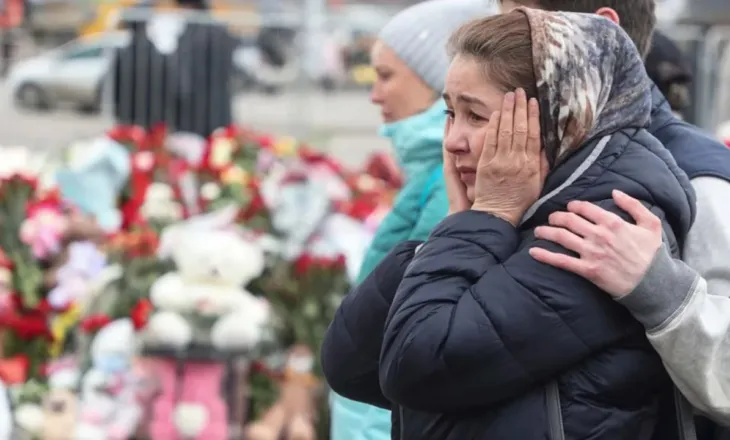 Masakra në sallën e koncerteve pranë Moskës, 19 persona dënohen me burg për sulmin terrorist që i mori jetën 149 personave