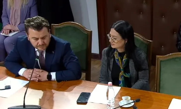 ‘Masë për Ballën, edhe sa për sy e faqe’, Kapri solidarizohet me Vokshin: Ndjesa e tij e sforcuar, e pamjaftueshme