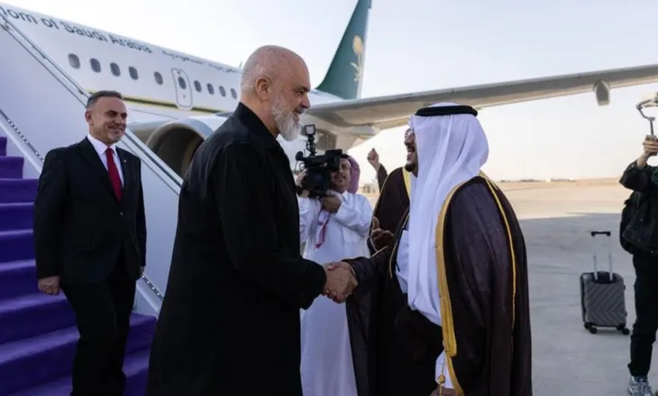 Masë turistike’ apo lëvizje diplomatike? Rama heq vizat për Arabinë Saudite dhe Katarin
