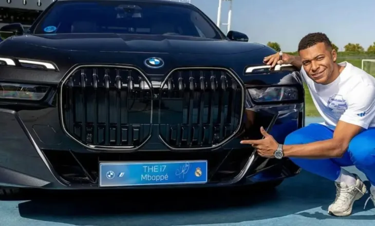 Mbappe ka një garazh me 1.5 milion euro makina luksoze, por ska patentë, së fundmi u regjistrua në autoshkollë