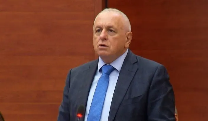 “Mbi 3 mijë shqiptarë janë braktisur në Lindjen e Mesme”, Shehu: Të merren masa urgjente riatdhesimi!