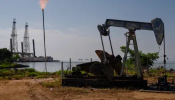 Mbi 400 milionë fuçi rezerva nafte emergjente do të shpërndahen në tregje