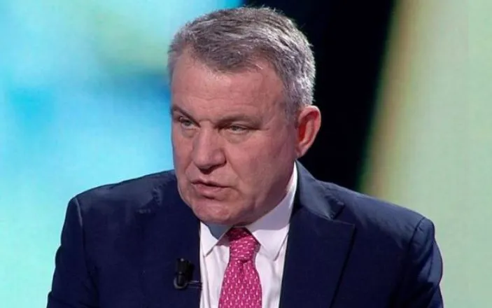 Mbledhja e PS për imunitetin, Arben Malaj zbulon prapaskenat: Një ministër po pinte kafe fshehurazi Ramës me…