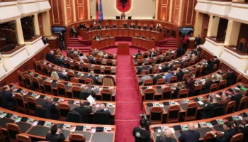 Mblidhet sot KUVENDI! ‘Balluku’ nuk hyn në rendin e ditës, pritet votëbesimi i ministrave të rinj