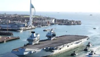 Mbretëria e Bashkuar gati për të dërguar aeroplanmbajtëse në Lindjen e Mesme