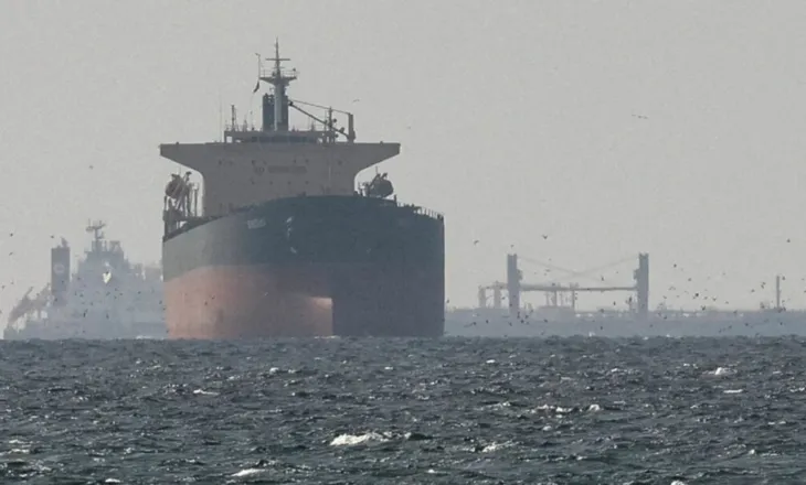 Mbyllja e puseve në Gjirin Persik: Pse çmimet e naftës rrezikojnë të qëndrojnë në nivele rekord