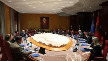Me Albana Koçiun në krah si zv.kryeministre, Rama zbulon pamjet nga mbledhja e parë e qeverisë me ministrat e rinj