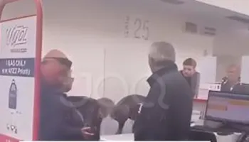 “Me britma dhe ofendime!” Qytetari denoncon WizzAir: Na diskriminuan!