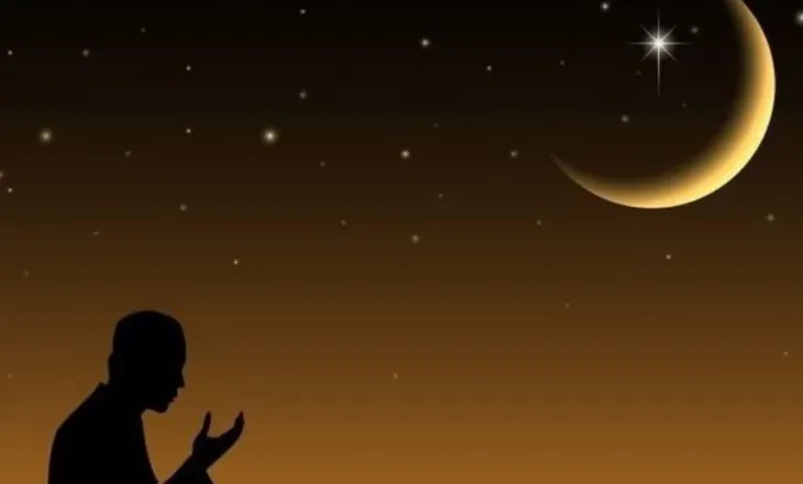 Më e vlefshme se 1000 muaj/ Besimtarët festojnë sot Natën e Kadrit, rëndësia dhe përfitimet