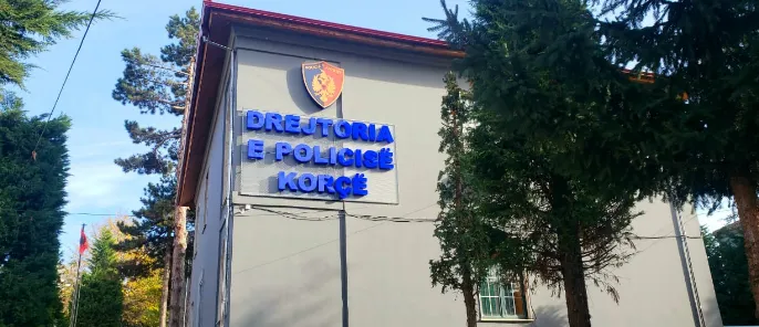 Me pistoletë si stilolaps, pinte kafe në lokal, arrestohet 31-vjeçari në lokal