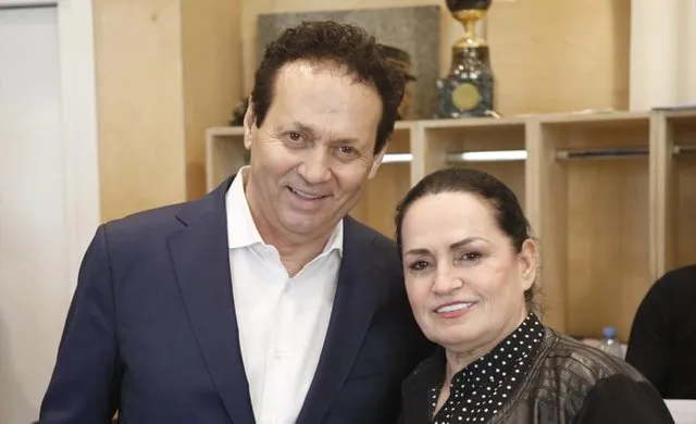 Me zanin e bjeshkëve/ Koncert recital i Gëzim Nikës