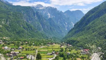 Media e huaj: Nga Riviera te Alpet, turizmi në Shqipëri nxit zhvillimin ekonomik