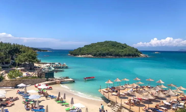 Media e huaj: Shqipëria, vendi evropian me plazhe mahnitëse si Greqia dhe qytete alpine si Zvicra