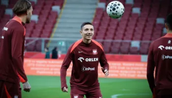 Mesfushori nuk është në dispozicion për ndeshjen me Shqipërinë, Polonia nis përgatitjet