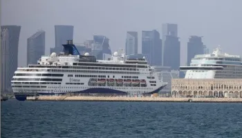 Mijëra pasagjerë të kroçerave të bllokuar në Gjirin Persik, personazhe të njohur rrëfejnë tmerrin në Dubai pas përshkallëzimit të konfliktit