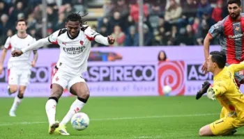 Milani zgjidh ndeshjen në “frymën e fundit”, shënojnë Pavlovic dhe Leao