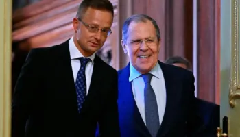 Ministri i Jashtëm i Hungarisë i zbuloi Lavrovit informacione të ndjeshme të BE-së