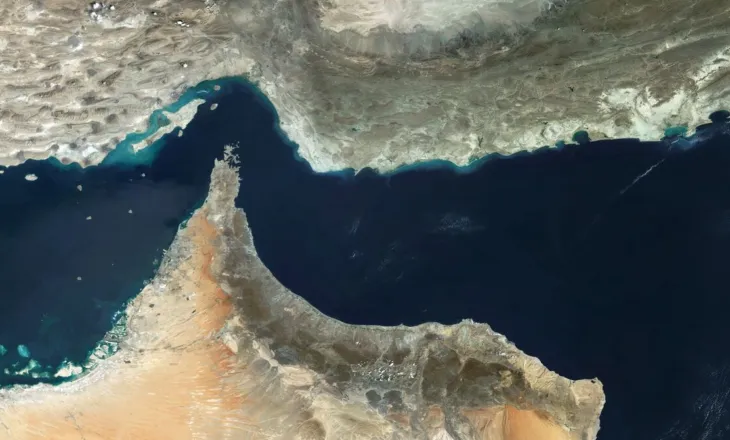 Ministri i Jashtëm i Iranit: Hormuzi i mbyllur për ata që kryen këtë agresion frikacak