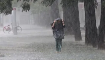 Mot i paqëndrueshëm gjatë ditës së sotme, reshje shiu dhe dëbore gjatë paradites