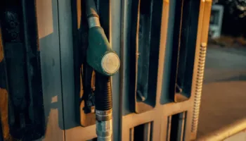 Nafta: cili është ai skenar që mund të rrëzojë ekonomitë globale?