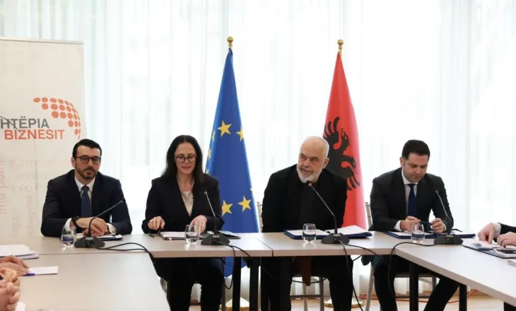 “Nafta është rritur në bursë, në Shqipëri qasja ishte e përgjegjshme”/ Rama për çmimin e karburantit: Kemi në konsultim ligjin për rezervat shtetërore