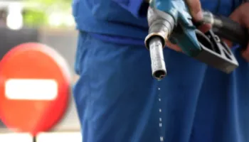 Nafta në Shqipëri shkon 196 lekë për litër