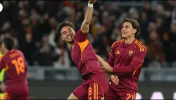 Natë terrori për Neil Aynaoiu; një bandë e armatosur i grabit vilën në Castel Fusano