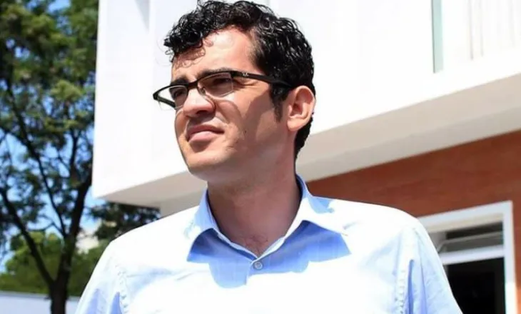 Ndahet nga jeta në moshën 40-vjeçare gazetari dhe analisti, Namir Lapardhja