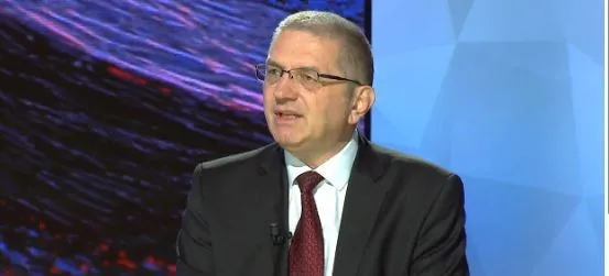 ”Ndalimi i luftimeve SHBA-Iran stabilizon tregjet”, eksperti Preçi: Çmimi i naftës në Shqipëri nuk pritet të ulet!