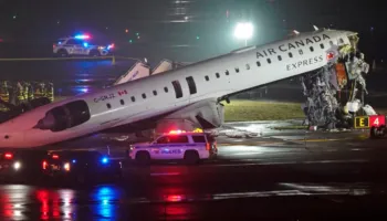 “Ndalo, ndalo, ndalo…”, publikohet audio nga LaGuardia Airport në momentin e përplasjes së avionit me zjarrfikësen
