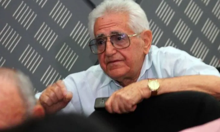 Ndërron jetë në moshën 96-vjeçare ish-deputeti i PD, Tomor Dosti