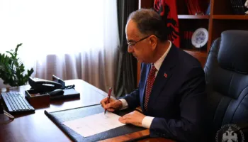 Ndryshimet në kabinetin qeveritar, Begaj dekreton ministrat e rinj