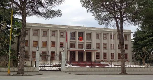 Ndryshimet në qeveri, 7 ministra betohen të premten në Presidencë (Emrat)