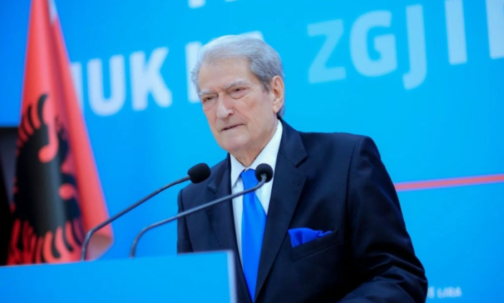 “Në 10:00 të gjithë shqiptarët para Parlamentit”, Berisha zbulon orën e protestës: Dita e përmbysjes së narkoregjimit