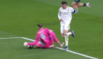 Në Angli pyesin: Pse Donnarumma e hoqi dorën nga topi te goli i parë i Real Madridit?