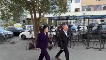 Në “arrest shtëpiak”/ Ish-drejtoresha e AKSHI-t, Mirlinda Karçanaj paraqitet në SPAK