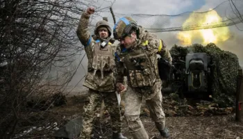 Në botën e përmbysur të Donald Trump, ushtria e Vladimir Putin po marshon drejt fitores, por…