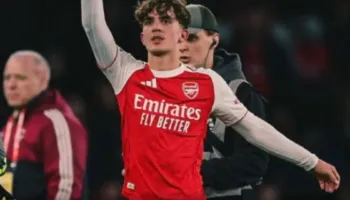 Në Emirates ka lindur ylli Dowman, ‘Kaka i ri’ dhe lojtari më i ri që ka shënuar në historinë e Premier League