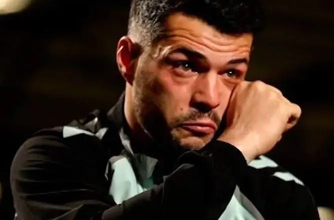 “Në moshën 4-vjeçare mbaja çelësin e shtëpisë”/ Futbollisti Xhaka, rrëfen si asnjëherë më parë fëmijërinë: Qëndronim…