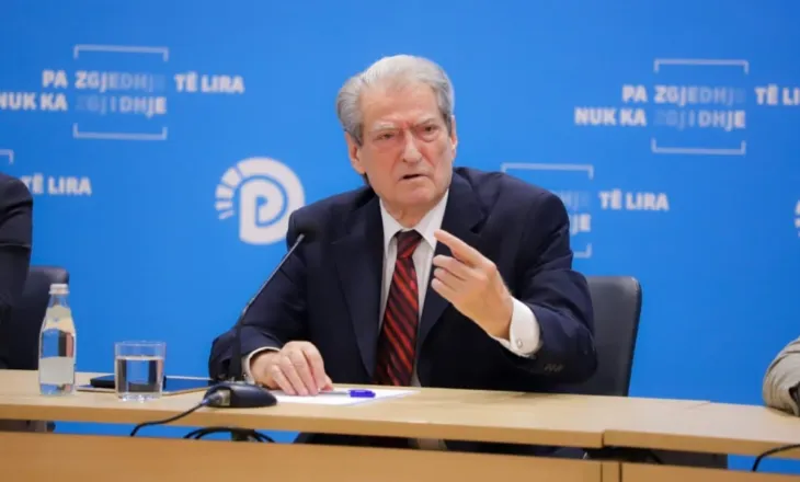 “Nesër shënohet një etapë e re vendimtare”, Berisha një ditë para protestës: Opozita do të udhëheqë kryengritje paqësore