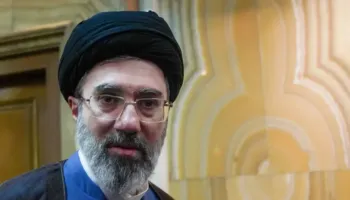 New York Post: Trump u informua se Mojtaba Khamenei, mund të jetë homoseksual!