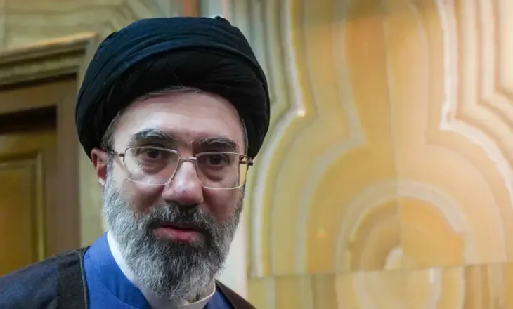 New York Post: Trump u informua se Mojtaba Khamenei, mund të jetë homoseksual!