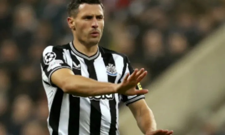 Newcastle, Fabian Schar dhe terrori në bunker: Ditë të frikshme në Lindjen e Mesme